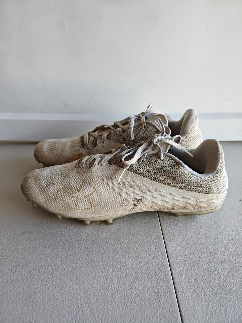 Under Armour Cleats Shoes Mens Size 11 White Synthetic Spikes Athletic